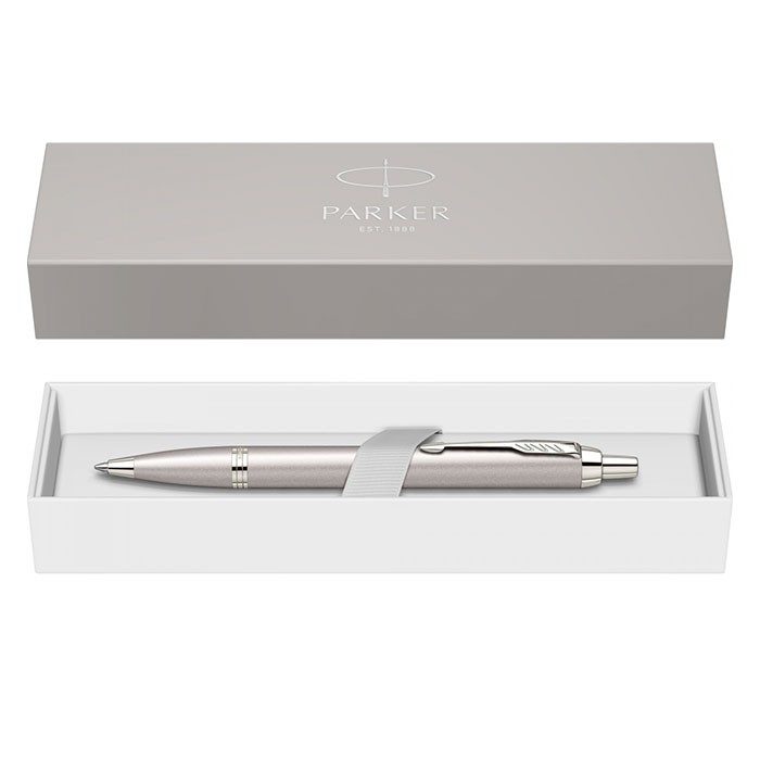 Pix-Parker-IM-Royal-Monochrome-argintiu-mat-cu-accesorii-cromate